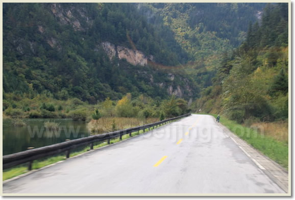 Jiuzhaigou Trip